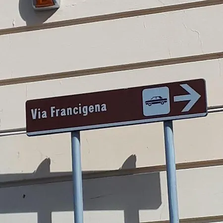Luce Affittacamere 3*