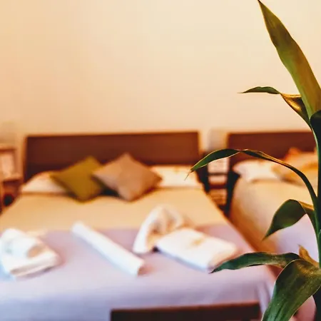 Luce Vendégház Lucca